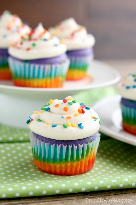 1425495618_rainbow-cupcakes3