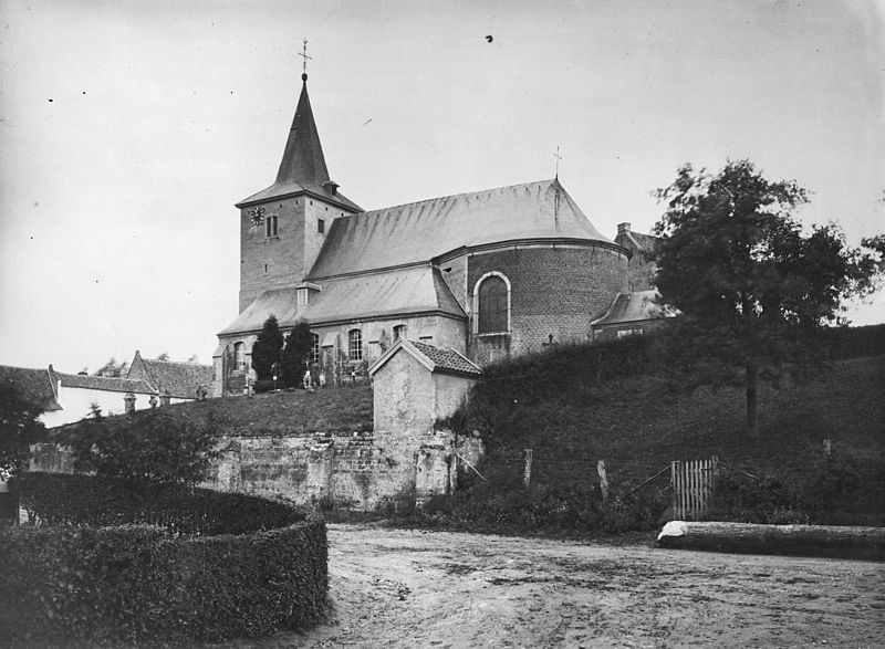 Sint-Mauritiuskerk, outside